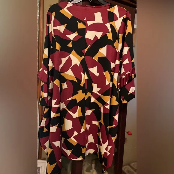 Zadie B’s Top, like new - Picture 2 of 3